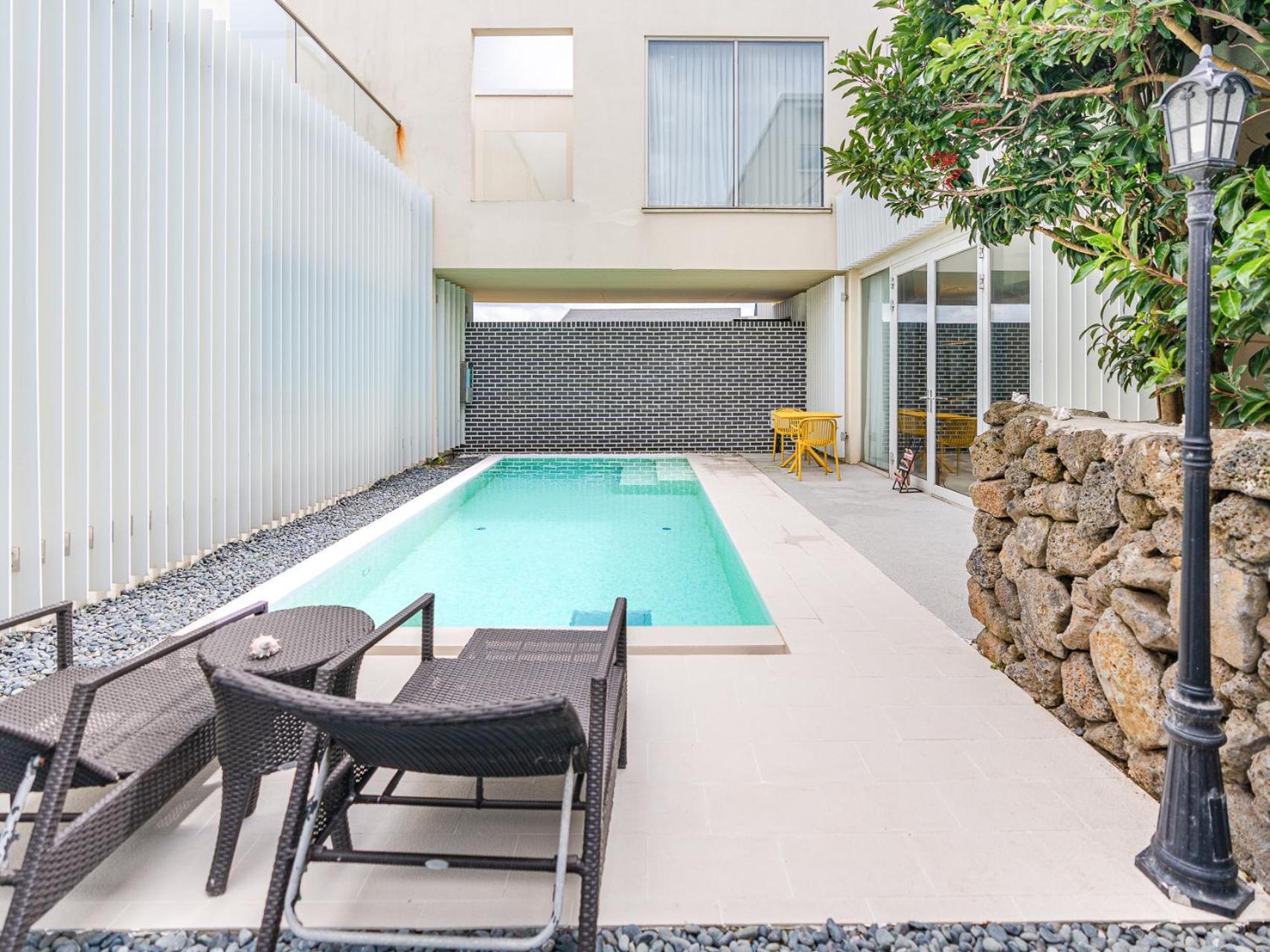 Boutique Pool Villa Namib Jeju Exterior foto